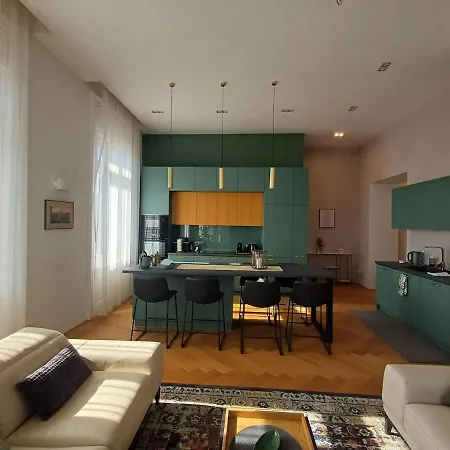 Danube Luxory 부다페스트