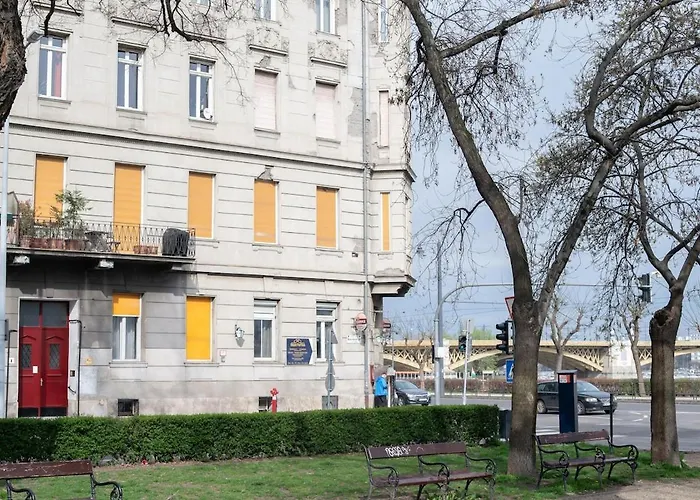 Danube Luxory Apartment